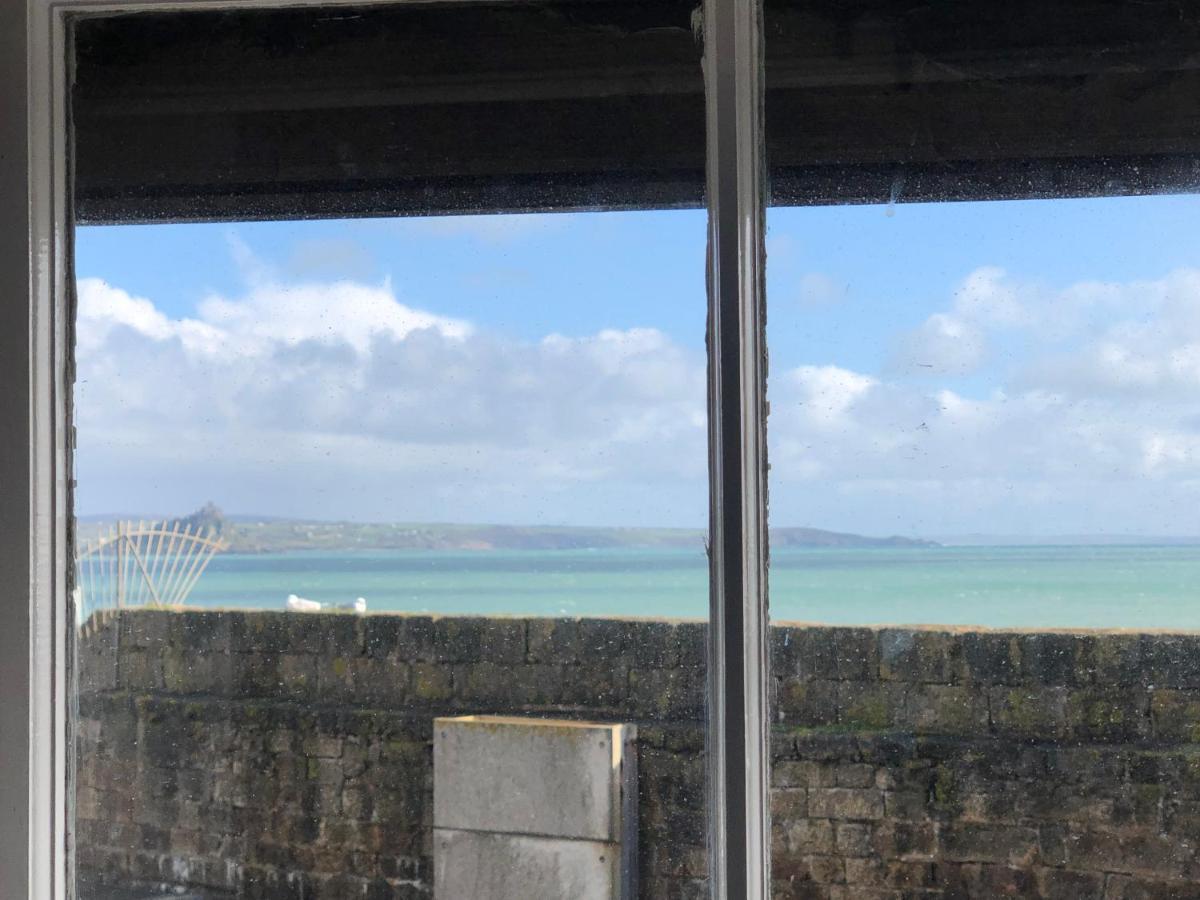 The Dolphin Tavern Penzance Exterior photo